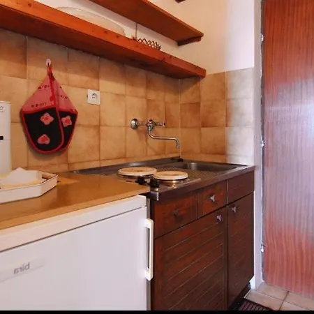 Amphora Deluxe Vrboska