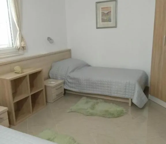 Amphora Deluxe * Vrboska