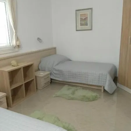 Amphora Deluxe * Vrboska